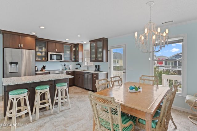 272 Brunswick Avenue W, Supply, NC 28462