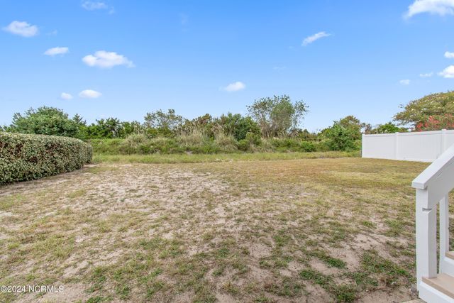 272 Brunswick Avenue W, Supply, NC 28462