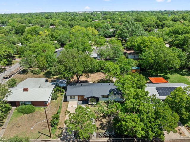 5102 Ravensdale LN, Austin, TX 78723