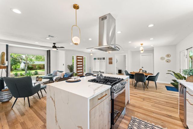 5102 Ravensdale LN, Austin, TX 78723