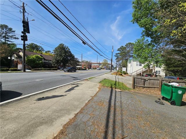 1805 Clairmont Road, Decatur, GA 30033