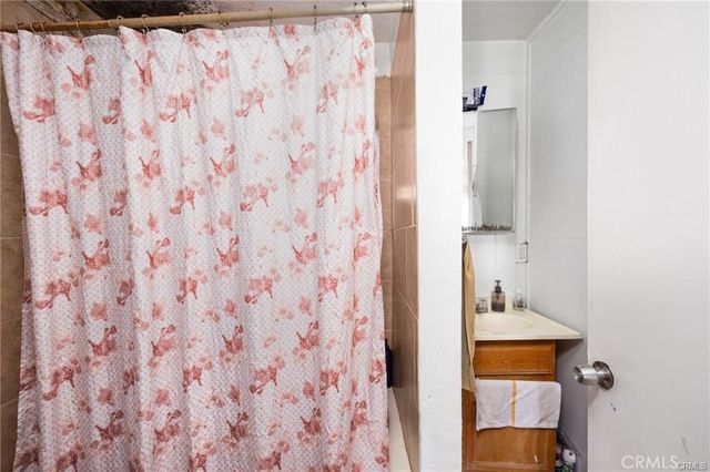 2215 Parkside Avenue, Los Angeles, CA 90031