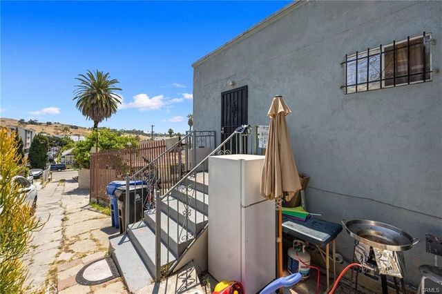 2215 Parkside Avenue, Los Angeles, CA 90031