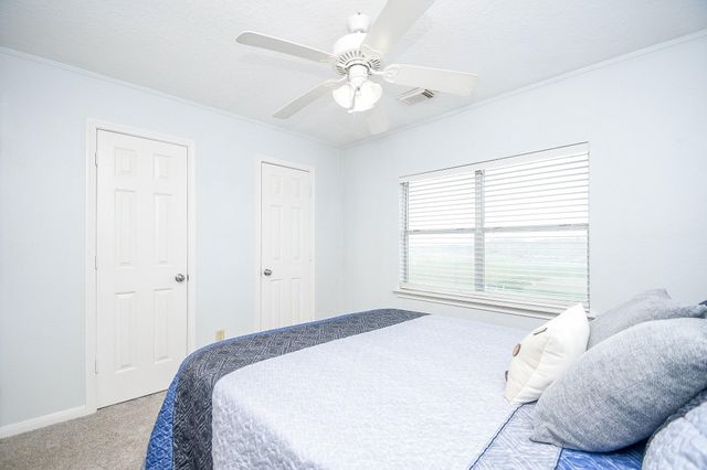 4015 Greenwood Drive, Pearland, TX 77584