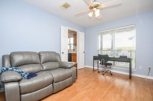 4015 Greenwood Drive, Pearland, TX 77584