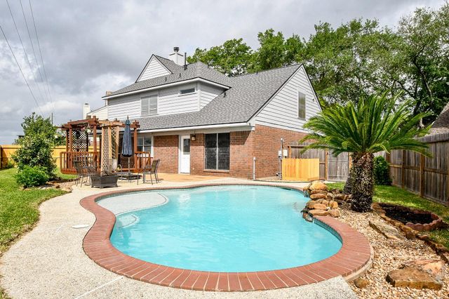 4015 Greenwood Drive, Pearland, TX 77584