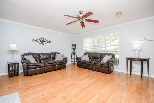 4015 Greenwood Drive, Pearland, TX 77584