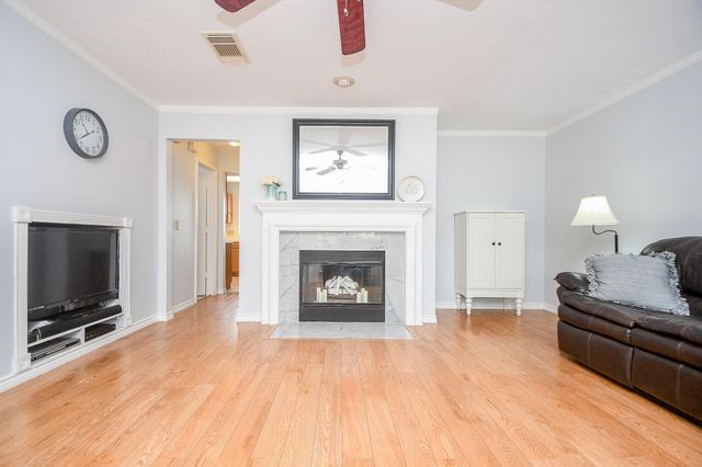 4015 Greenwood Drive, Pearland, TX 77584