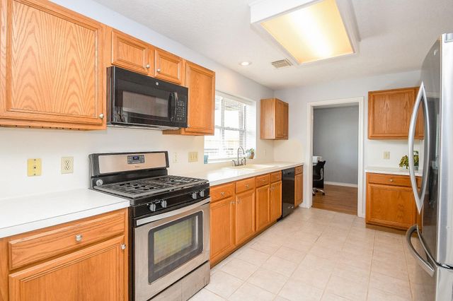 4015 Greenwood Drive, Pearland, TX 77584