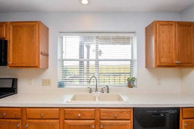 4015 Greenwood Drive, Pearland, TX 77584