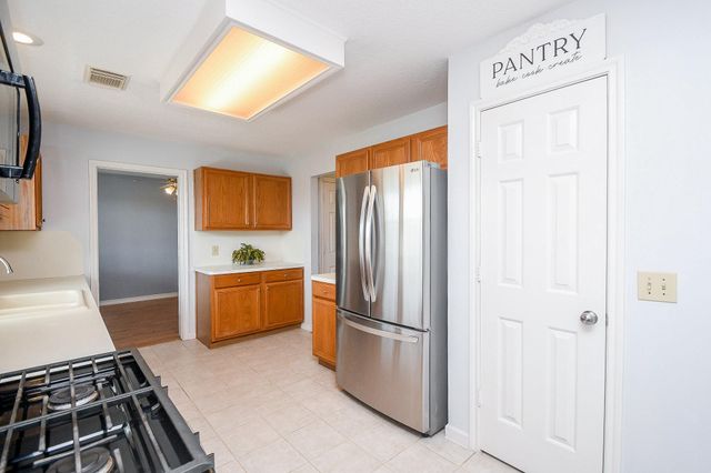 4015 Greenwood Drive, Pearland, TX 77584