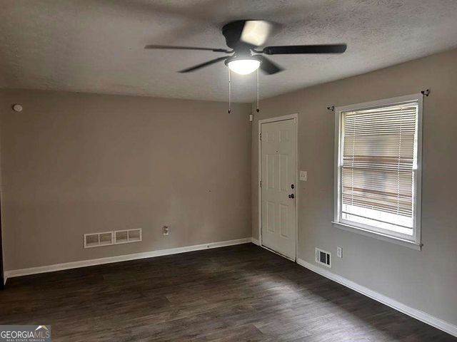 120 Mossy Brook Drive, Stockbridge, GA 30281