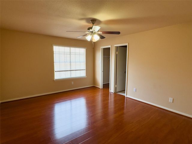 9800 Pagewood Lane 2705, Houston, TX 77042