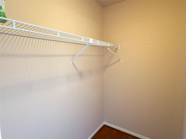 9800 Pagewood Lane 2705, Houston, TX 77042