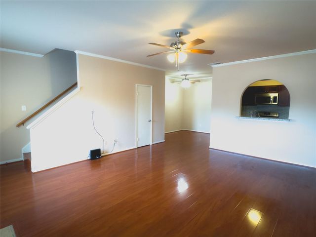 9800 Pagewood Lane 2705, Houston, TX 77042