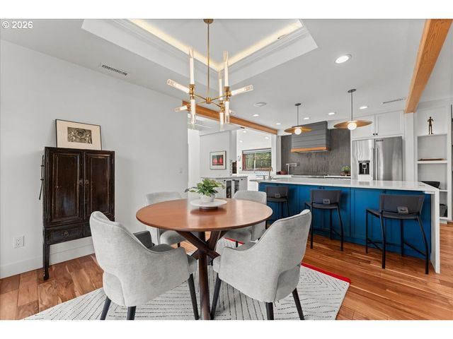 7642 Se HARRISON St, Portland, OR 97215