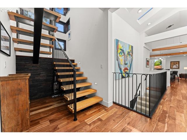 7642 Se HARRISON St, Portland, OR 97215