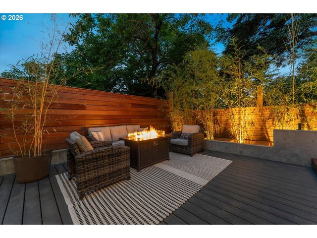 7642 Se HARRISON St, Portland, OR 97215