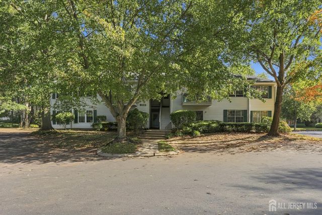 90 Morgan Place, East Brunswick, NJ 08816