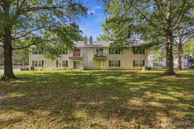 90 Morgan Place, East Brunswick, NJ 08816