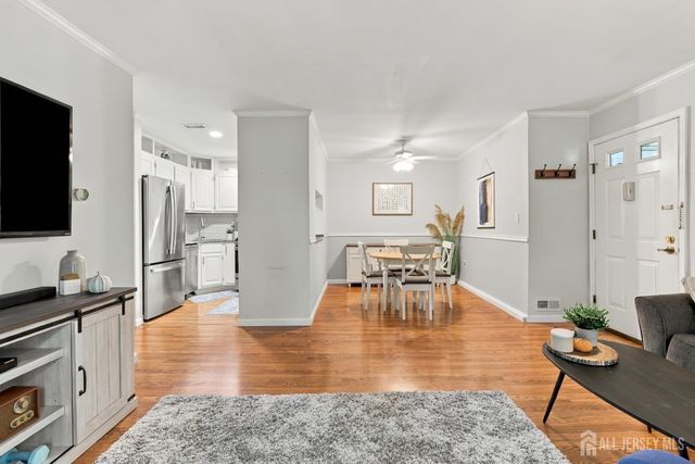 90 Morgan Place, East Brunswick, NJ 08816
