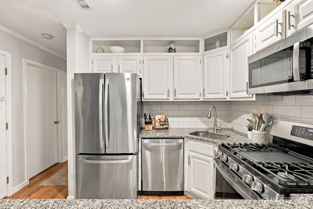 90 Morgan Place, East Brunswick, NJ 08816