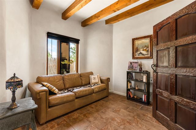 54 Calle Alexia, Santa Fe, NM 87508