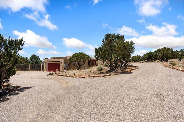 54 Calle Alexia, Santa Fe, NM 87508