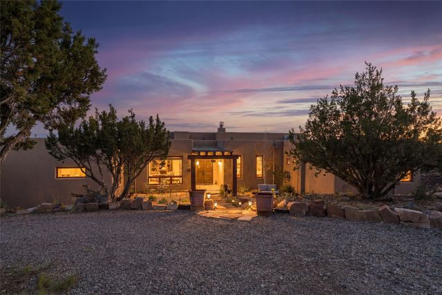 54 Calle Alexia, Santa Fe, NM 87508
