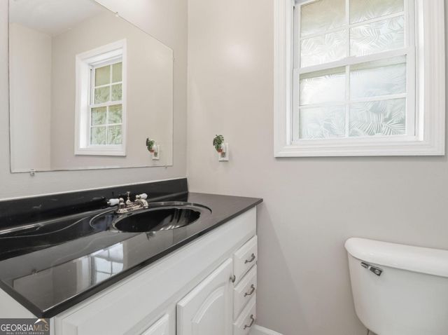 80 Sunnyland Drive, Newnan, GA 30265