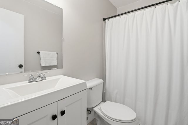 80 Sunnyland Drive, Newnan, GA 30265