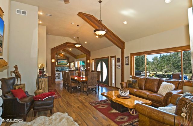 827 River Ranch Road, Markleeville, CA 96120