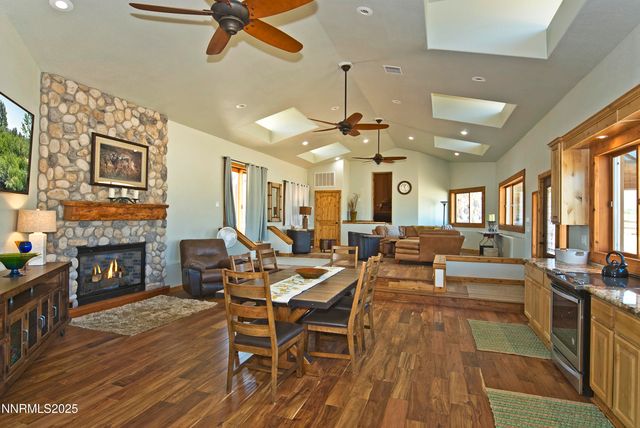 827 River Ranch Road, Markleeville, CA 96120