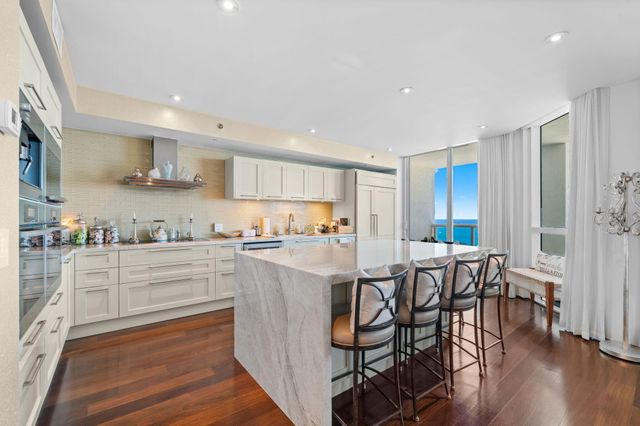 101 S FORT LAUDERDALE BEACH Boulevard 2303, Fort Lauderdale, FL 33316