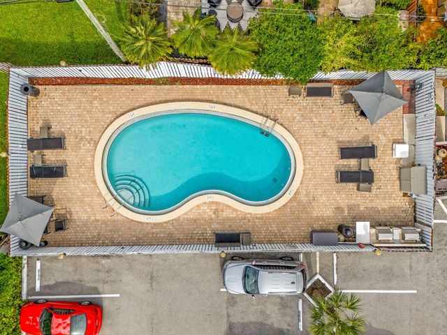 2555 NE 11th St 708, Fort Lauderdale, FL 33304