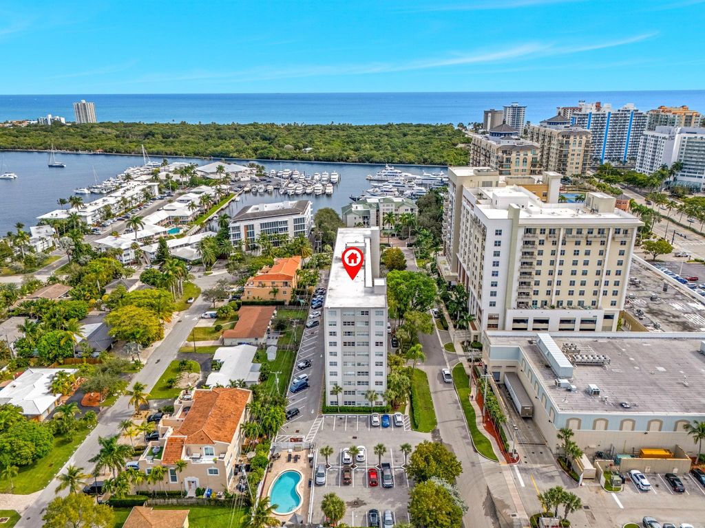 2555 NE 11th St 708, Fort Lauderdale, FL 33304