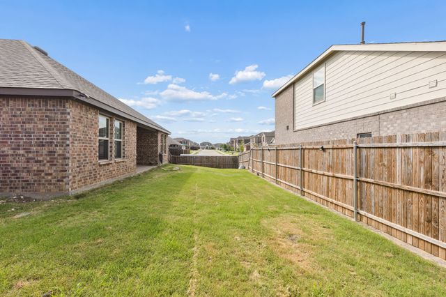 2009 Chisos Court, Princeton, TX 75407
