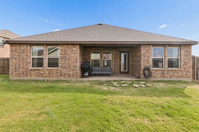 2009 Chisos Court, Princeton, TX 75407
