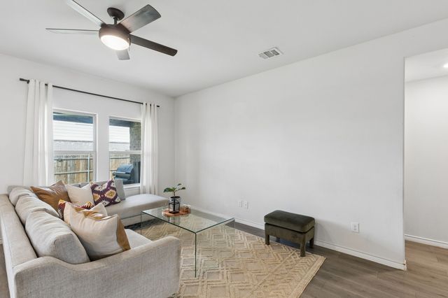 2009 Chisos Court, Princeton, TX 75407