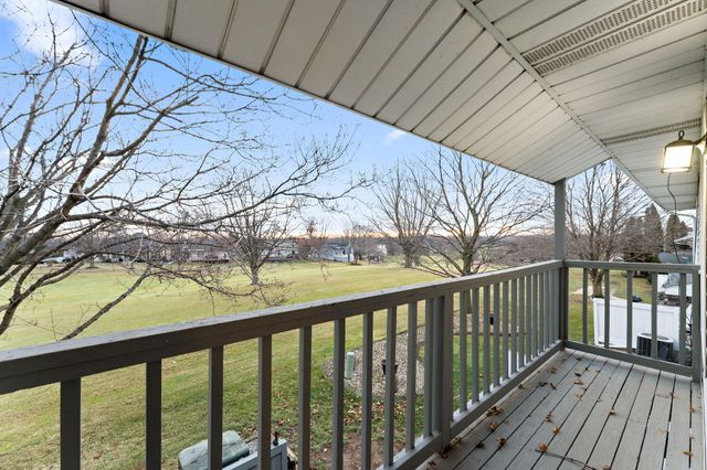 2610 Knollwood Drive, Crown Point, IN 46307