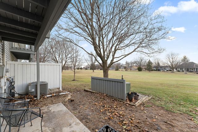 2610 Knollwood Drive, Crown Point, IN 46307