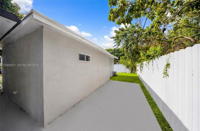 2145 NW 130th St 0, Miami, FL 33167