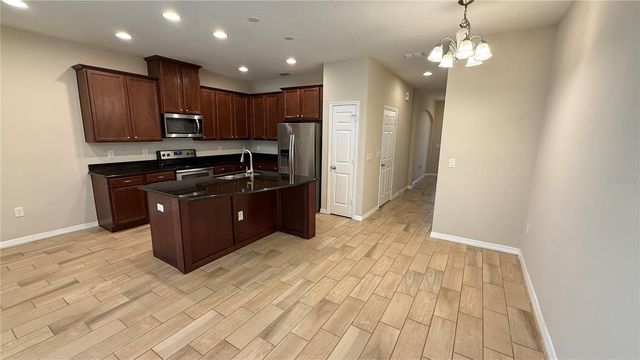 1470 ROUND ROCK COURT, Oviedo, FL 32765