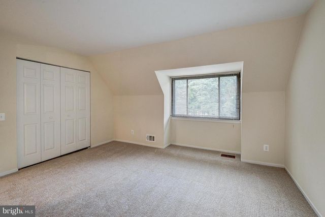 1502 FARSTA CT, Reston, VA 20190