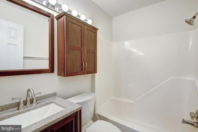 1502 FARSTA CT, Reston, VA 20190