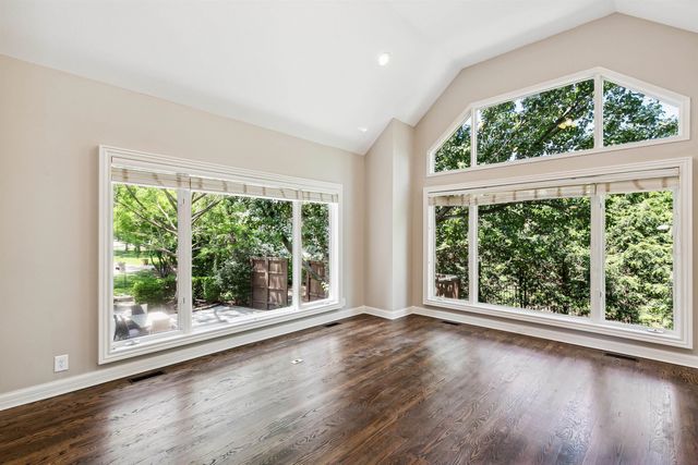 12610 E Meadow Ct, Wichita, KS 67206