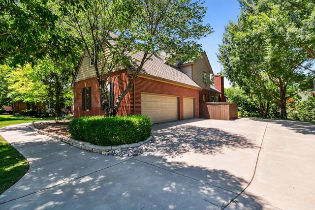 12610 E Meadow Ct, Wichita, KS 67206