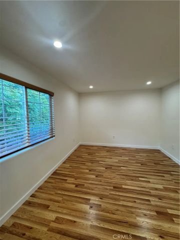 5742 Woodman Avenue 2, Valley Glen, CA 91401