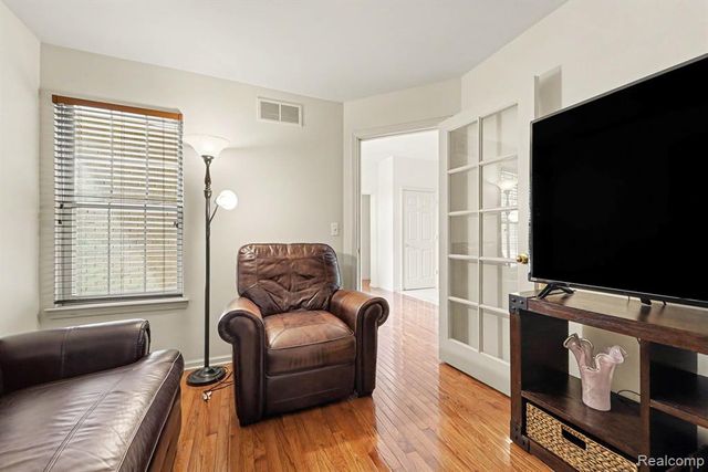 17171 Stone Drive 73, Clinton Township, MI 48038