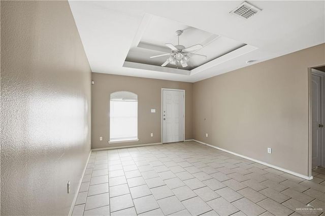 2402 Tahiti Drive, Edinburg, TX 78541